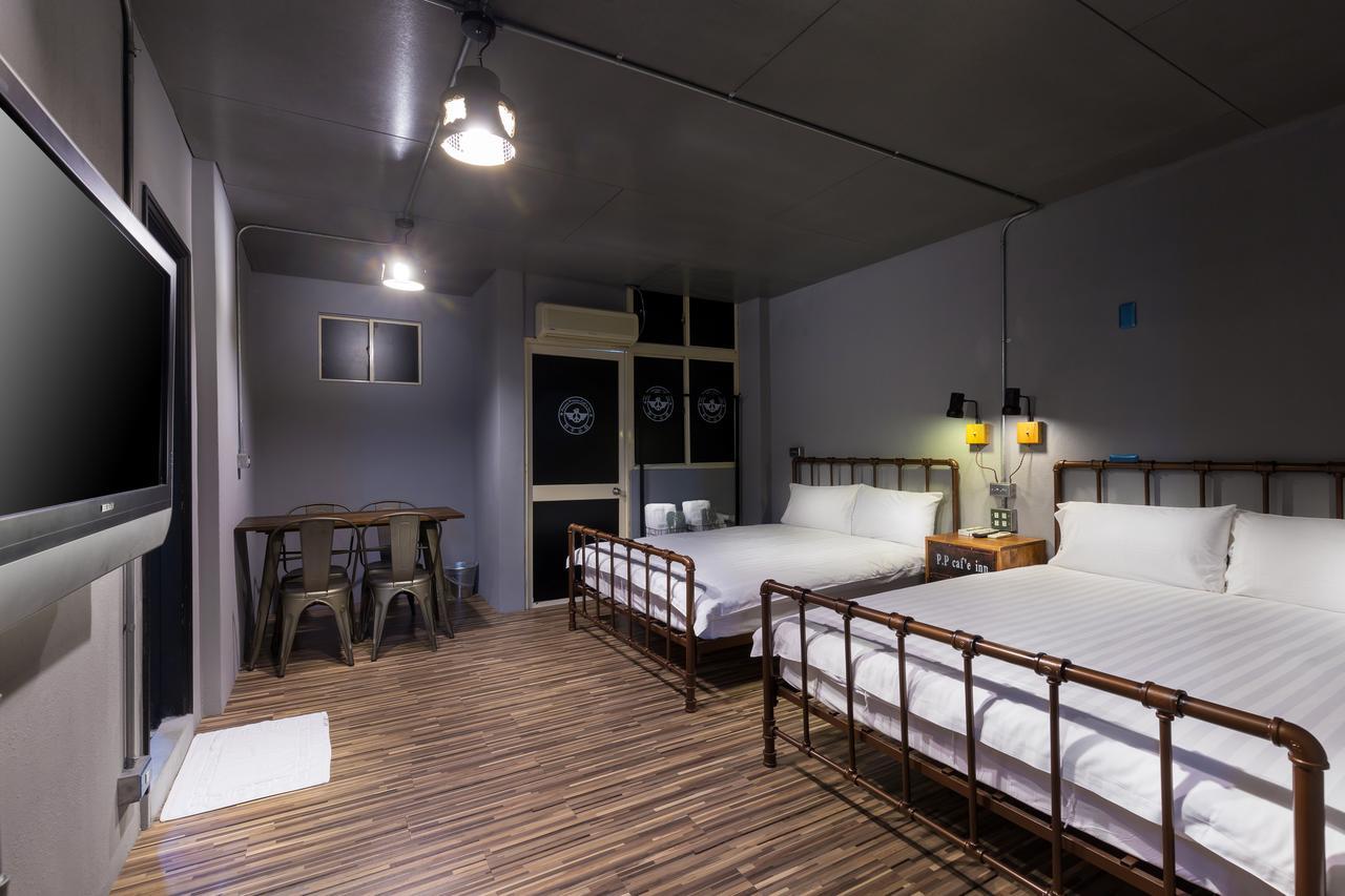 和平公獄監獄文旅 近東大門夜市 Peace Prison Cafe Inn Hualien Buitenkant foto